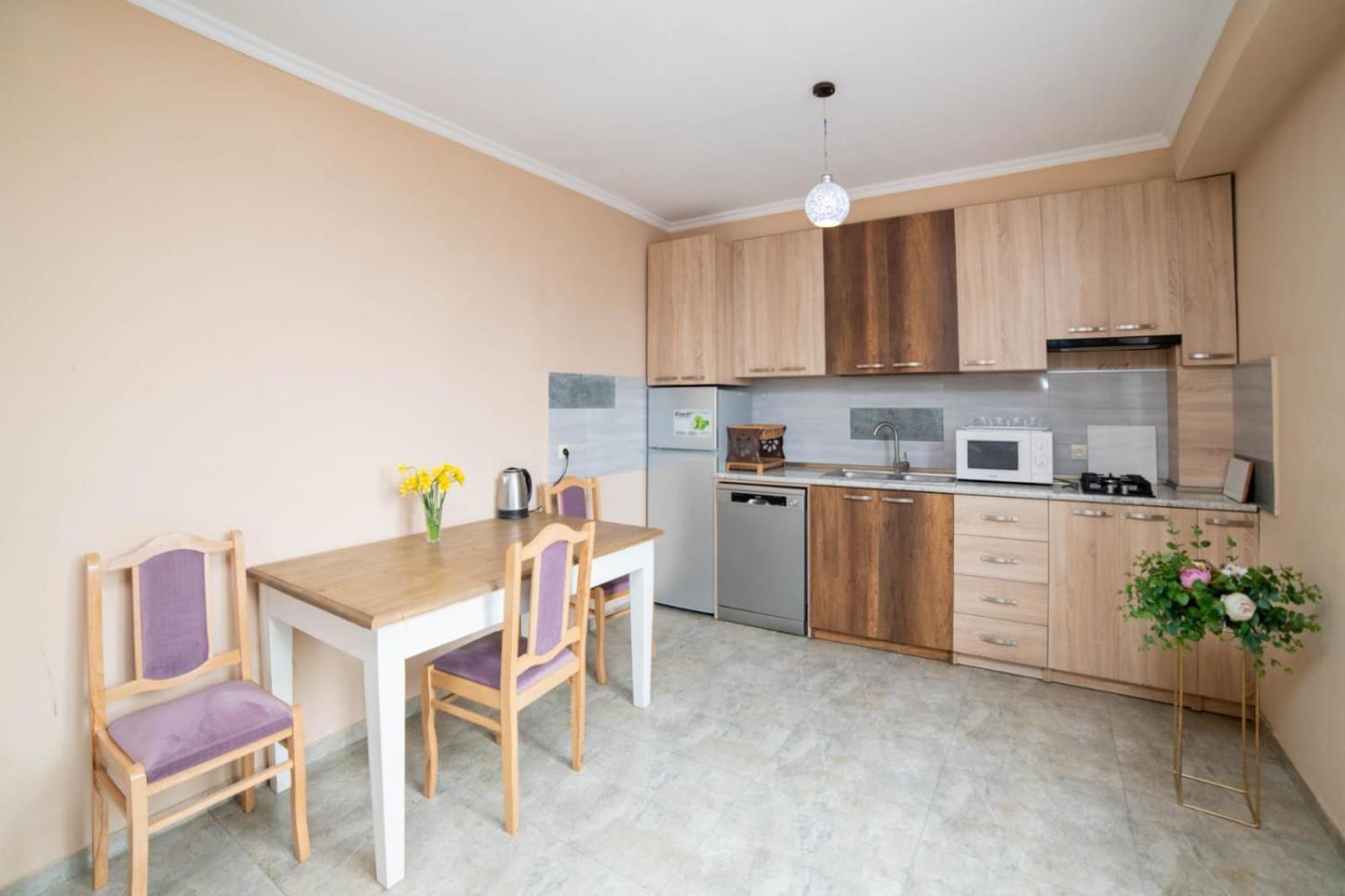 Guest House Kavkasioni 33 텔라비 외부 사진